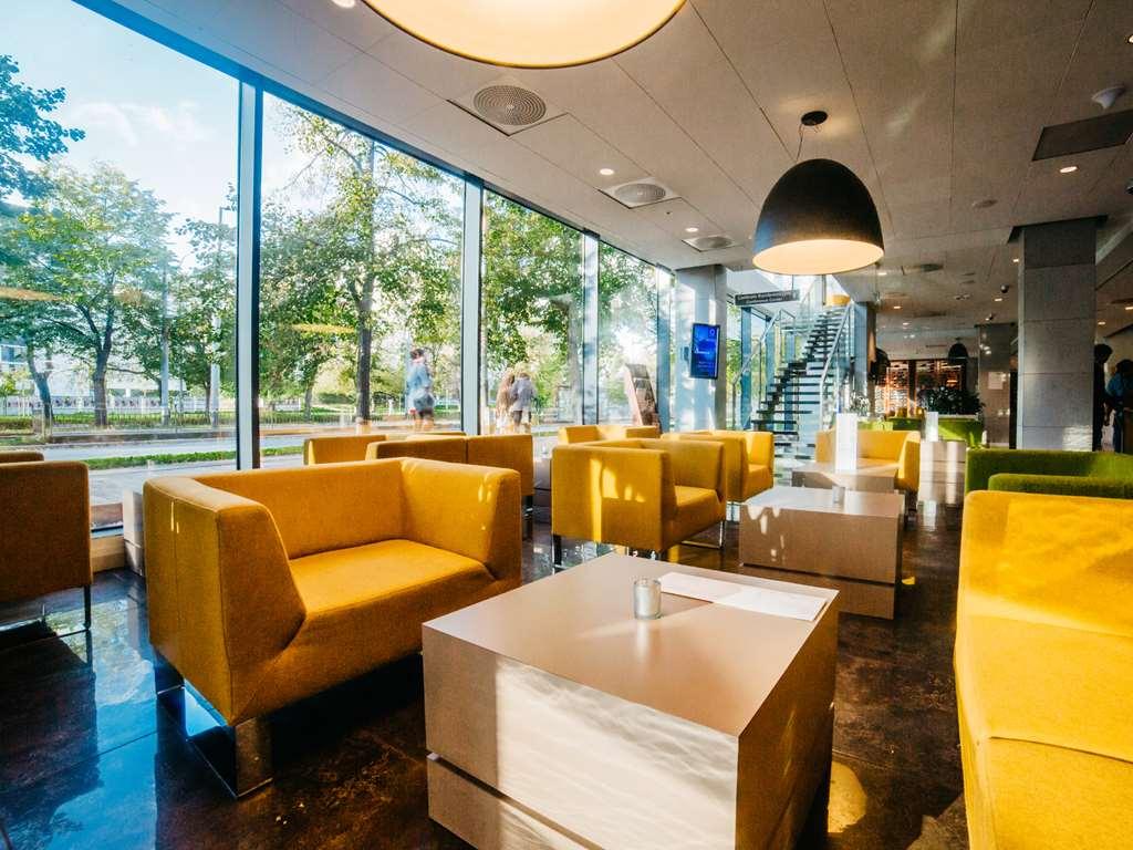 Q Hotel Plus Wroclaw Breslávia Quarto foto