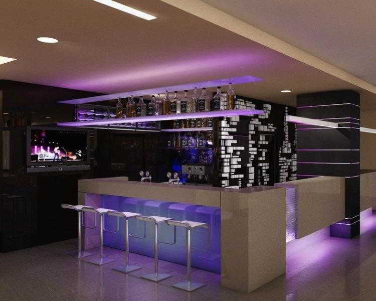 Q Hotel Plus Wroclaw Breslávia Exterior foto